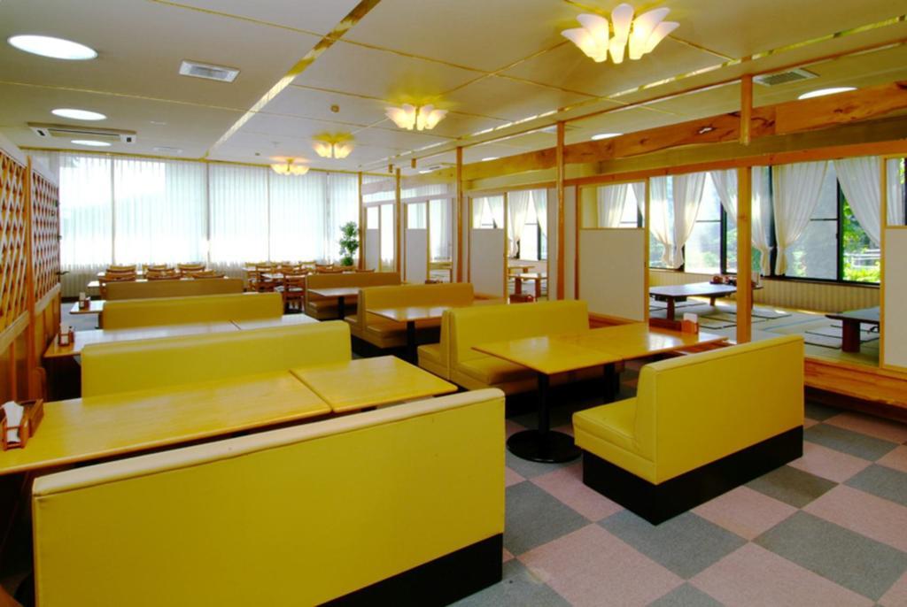 Ishiuchi Yungparunas Hotel Minamiuonuma Buitenkant foto
