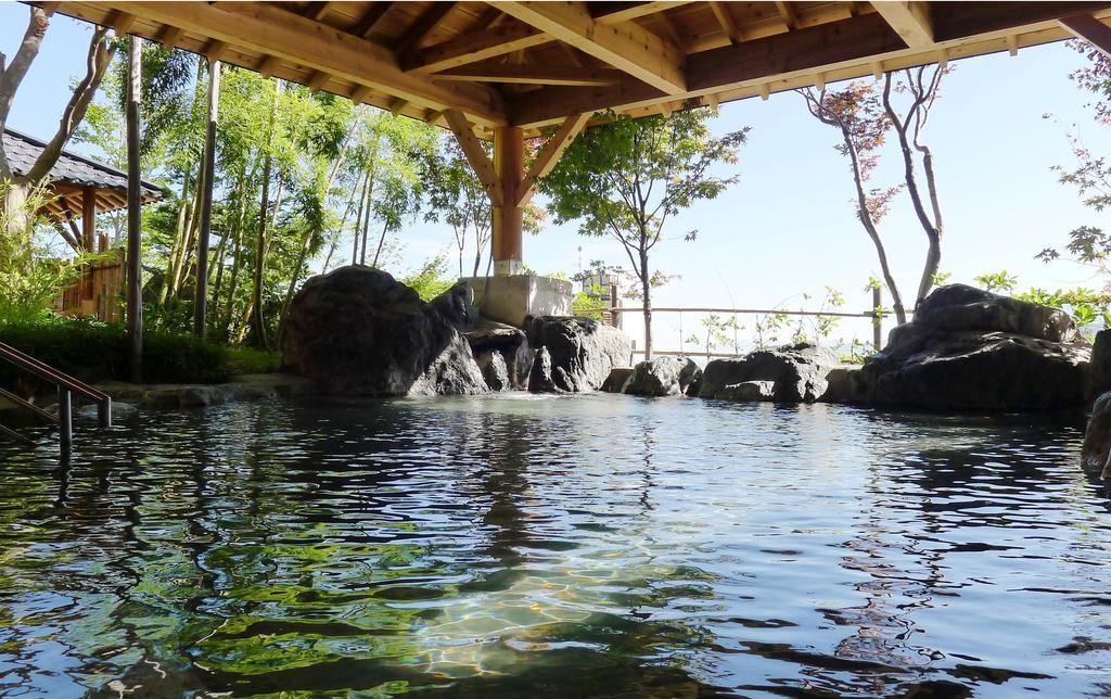 Ishiuchi Yungparunas Hotel Minamiuonuma Buitenkant foto